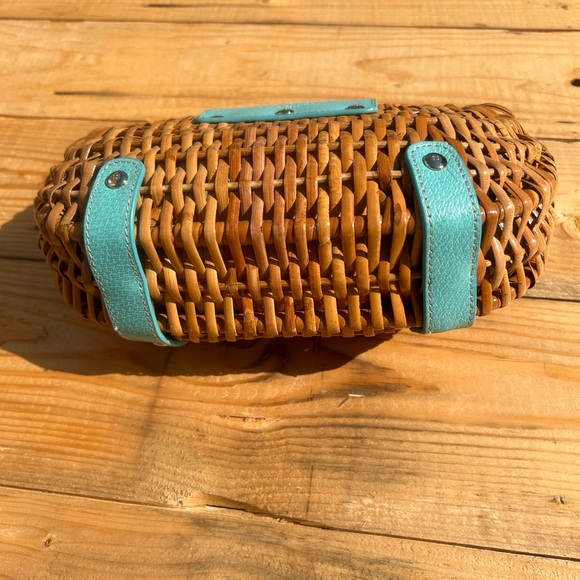 Kate Spade wicker hand bag. - Picture 4 of 4